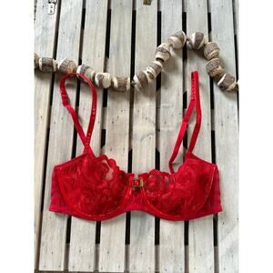 Victoria’s Secret Very Sexy Push Up Without Padding Red Faux Leather Buckle Bra